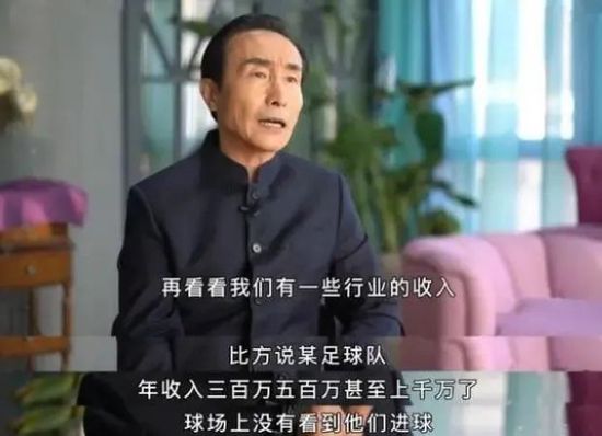 权健旧将：我为瓜氏曼城效力能打破哈兰德的纪录，而且效率比他高在接受记者本杰明-贝克采访时，前权健外援法比亚诺表示，如果自己有机会为瓜氏曼城效力，他也能打破哈兰德打破的纪录。